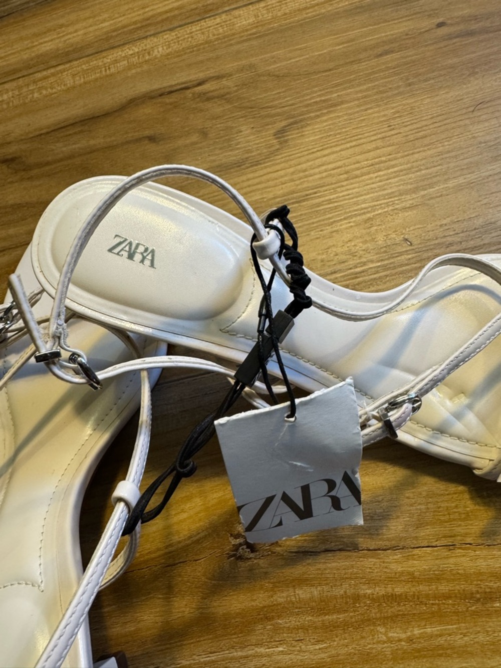 NWT Zara White Strappy Mid-Heel Sandal Heels - Picture 11 of 14